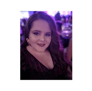 Meet your Posher, Camille